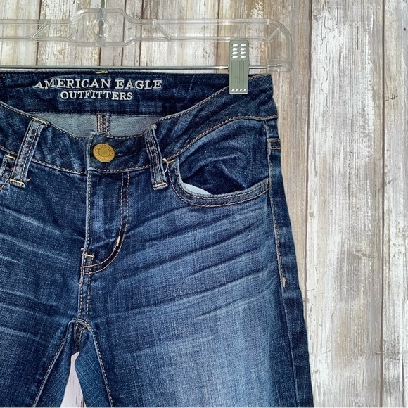 American Eagle Jegging Super Stretch Medium Wash Jeans - Picture 2 of 7